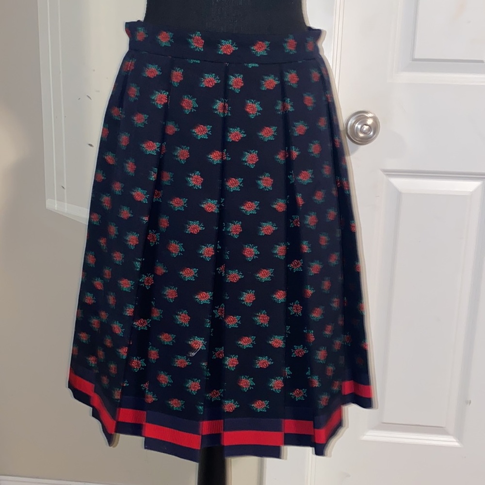 Gucci Rose print skirt